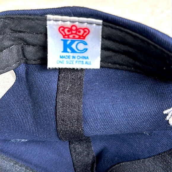 Vintage New York Fire
Department Snapback Hat - Navy Blue - Picture 5 of 6